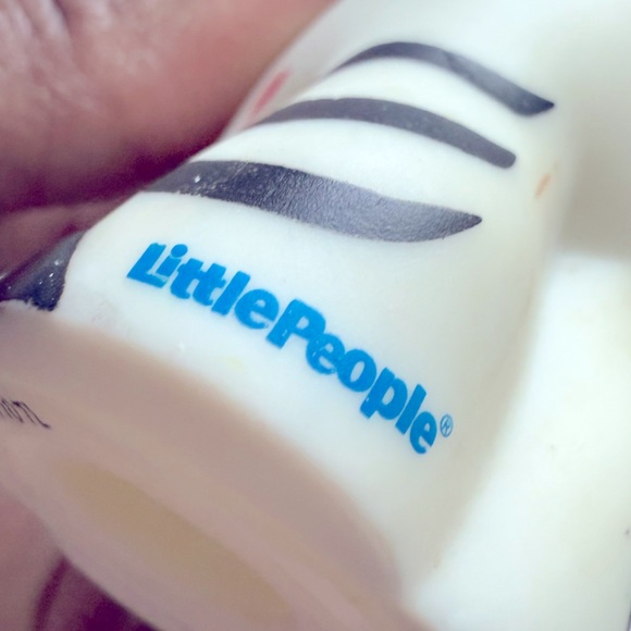 Fisher Price Little People Touch N Feel Zoo Ark Zebra Hair - Picture 6 of 8